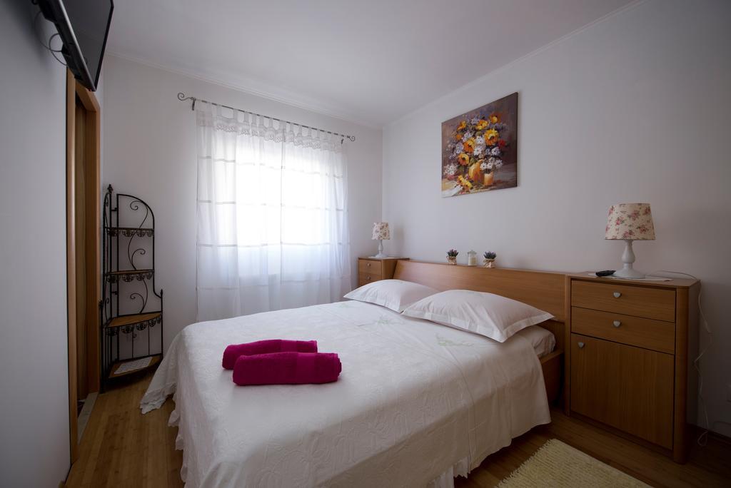Villa Ivana Zagvozd Buitenkant foto