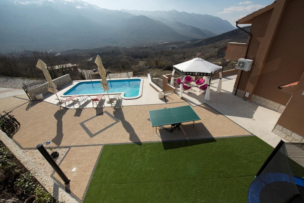 Villa Ivana Zagvozd Buitenkant foto