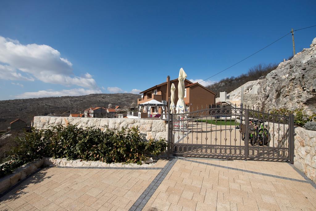 Villa Ivana Zagvozd Buitenkant foto