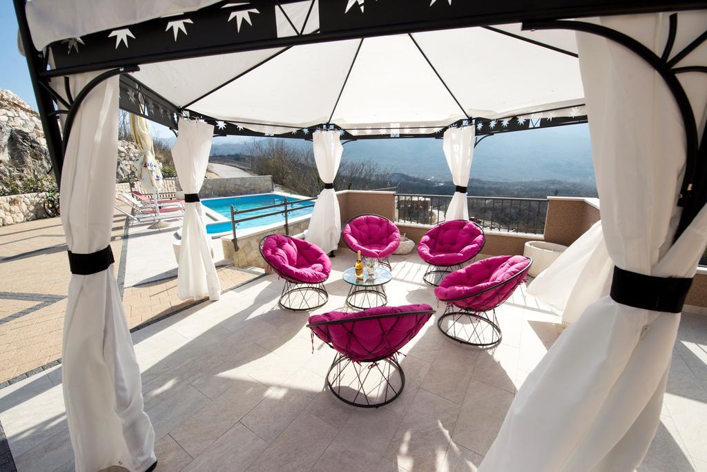 Villa Ivana Zagvozd Buitenkant foto